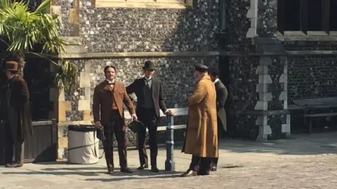 Mariam Issimdar Actors