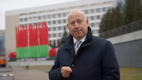 BBC's Steve Rosenberg reports from outside a polling station in Belarus