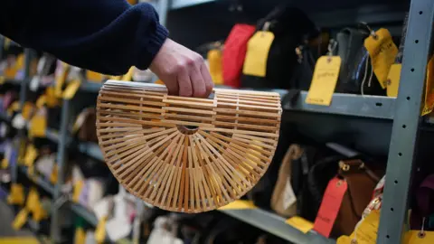 PA Wooden clutch bag 