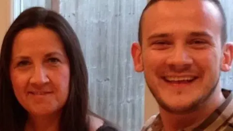 Met Police Tracy and Josh