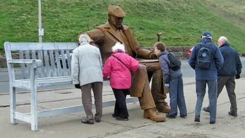  Pauline E/Geograph Sculpture by Ray Lonsdale on display in Scarborough