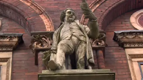 Wedgwood Institute, Burslem