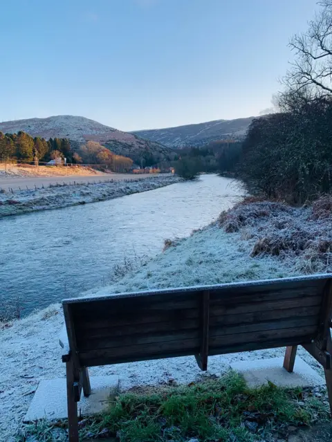 AnnieLass/BBCWeatherWatchers Clovenfords