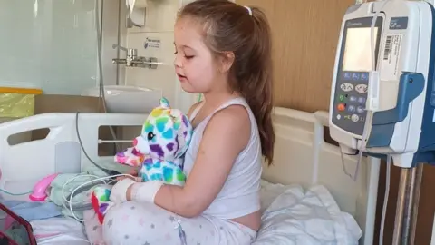 Lucy Richardson Sienna