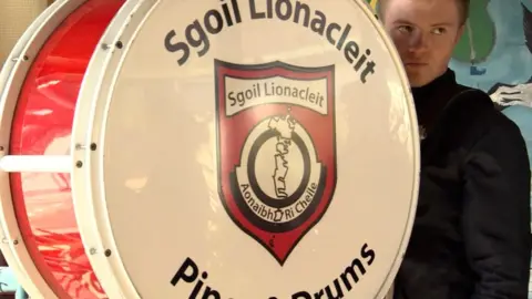 Sgoil Lionacleit Pipe Band