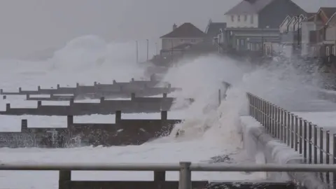 Mark Kendall Waves on Tywyn seafront