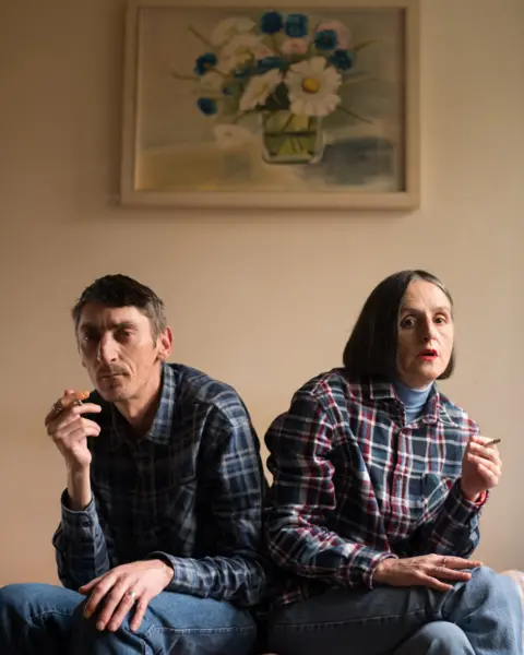 Robin Hammond / NOOR Branka and Drazenko at home