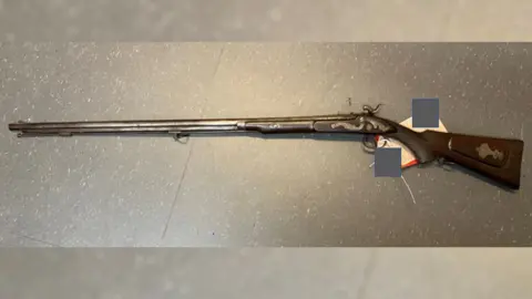 Northamptonshire Police Antique musket