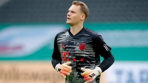 Getty Images Manuel Neuer playing against Bayer Leverkusen, July 2020