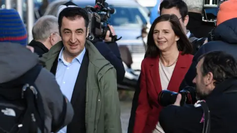 EPA Cem Özdemir (L) and Katrin Göring-Eckardt