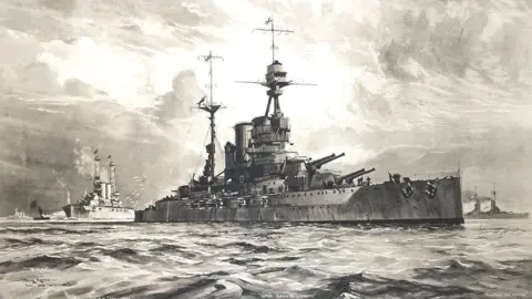 Andrew Kerr showing the three flagships – Queen Elizabeth, New York and Friedrich der Grosse