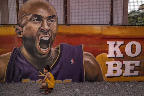 Getty Images Kobe Bryant mural in Manila
