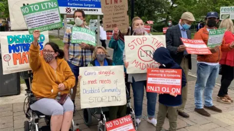 Empics Protesters in Oxford