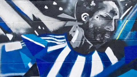 BBC One of Katie's O's murals