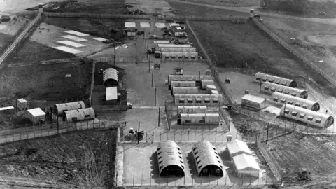 PA Long Kesh internment camp, 1971