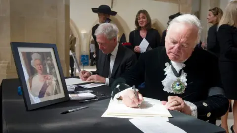 Steve Porter High Sherriff signs book of condolence