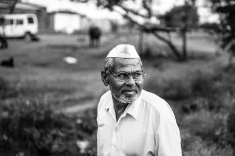 Sudharak Olwe Sanjay Danane’s father