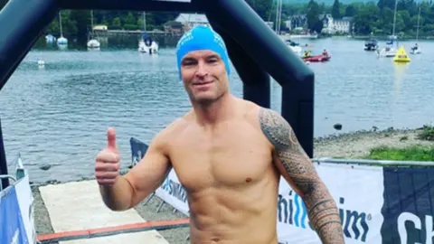 Iain Hughes Iain Hughes