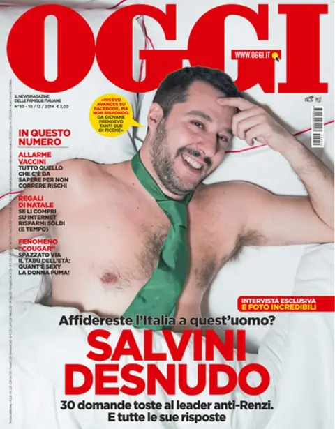 Oggi Matteo Salvini topless in a green tie