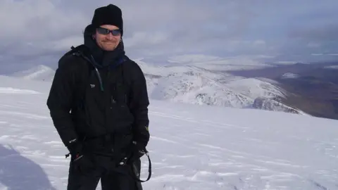 "Lisa" Undercover policeman Mark Kennedy on holiday in the Italian Alps