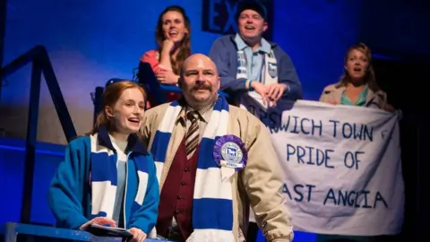 Mike Kwasniak Never Lost at Home