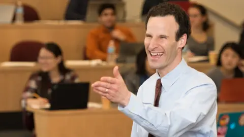 Jared Curhan Jared Curhan, faculty director of MIT's negotiation for executives programme