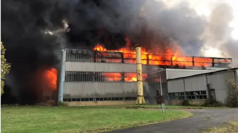 Beds Fire and Rescue Fire at Twinwoods Business Park