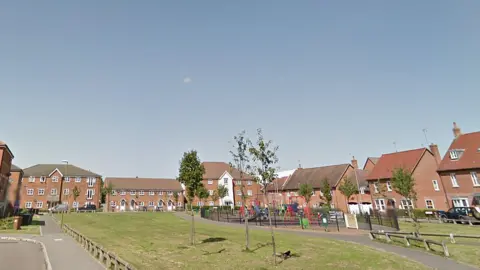 Google The Runway, Hatfield