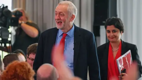 Getty Images Jeremy Corbyn and Shami Chakrabarti at the 2016 anti-Semitism inquiry