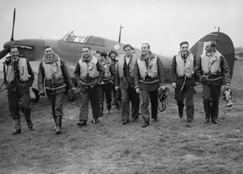 Getty Images Members of 303 Squadron in October 1940