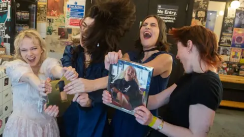 Official Charts The Last Dinner Party