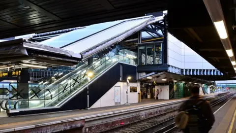 BBC Gatwick Airport railway station