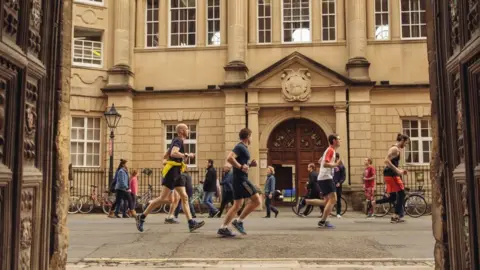 #OxfordHalf Oxford Half marathon
