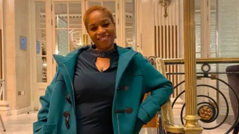 Lola Oyewusi Lola Oyewusi