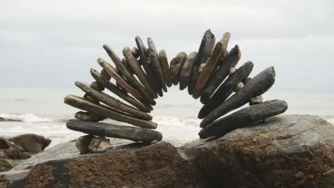 Harry Maddox Moongate