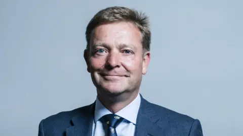 MPs office Craig Mackinlay MP