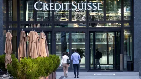 Reuters Credit Suisse bank