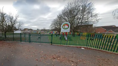 Cheltenham schools 20mph petition after near misses