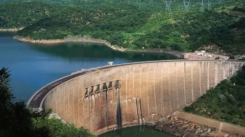 Getty Images Kariba dam, Zimbabwe