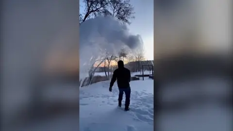 Boiling water turns to snow