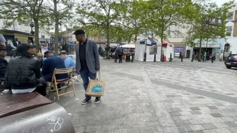 Maida Hill market square