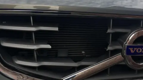 RSPCA Damaged car grille