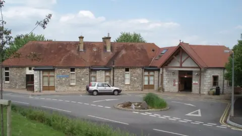 Sharon Loxton Shepton Mallet community hospital