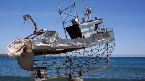 Martin Sim Boat structure