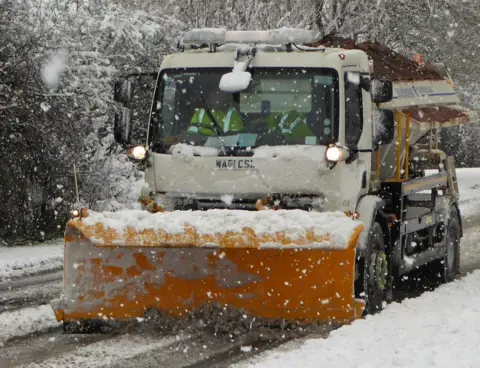 Neil Baker Gritter at work