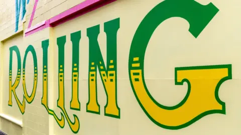 Stephen Garnett Mural