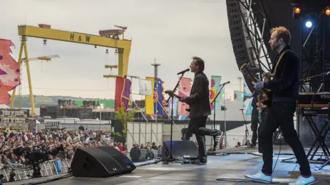 BBC Franz Ferdinand performing