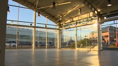 Former garage showroom in Sunderland