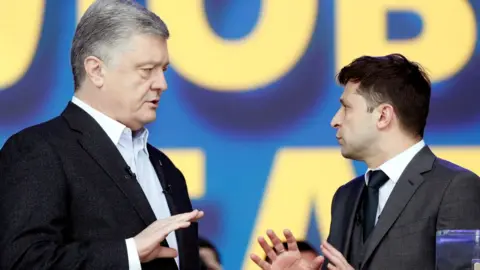 Reuters Rival candidates: Petro Poroshenko (L) and Volodymyr Zelensky