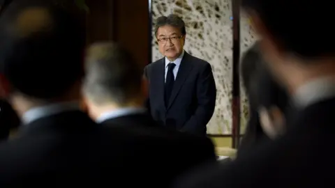 Toru Yamanaka/Getty Joseph Yun (C), US special representative for North Korea policy, answers questions from reporters following a meeting with Japanese and South Korean chief nuclear negotiators at the Iikura Guesthouse in Tokyo on 27 April 2017.